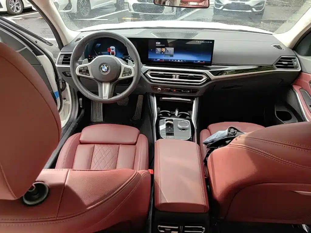 2024 BMW 3 Series 320Li M Sport Package — миниатюра 10
