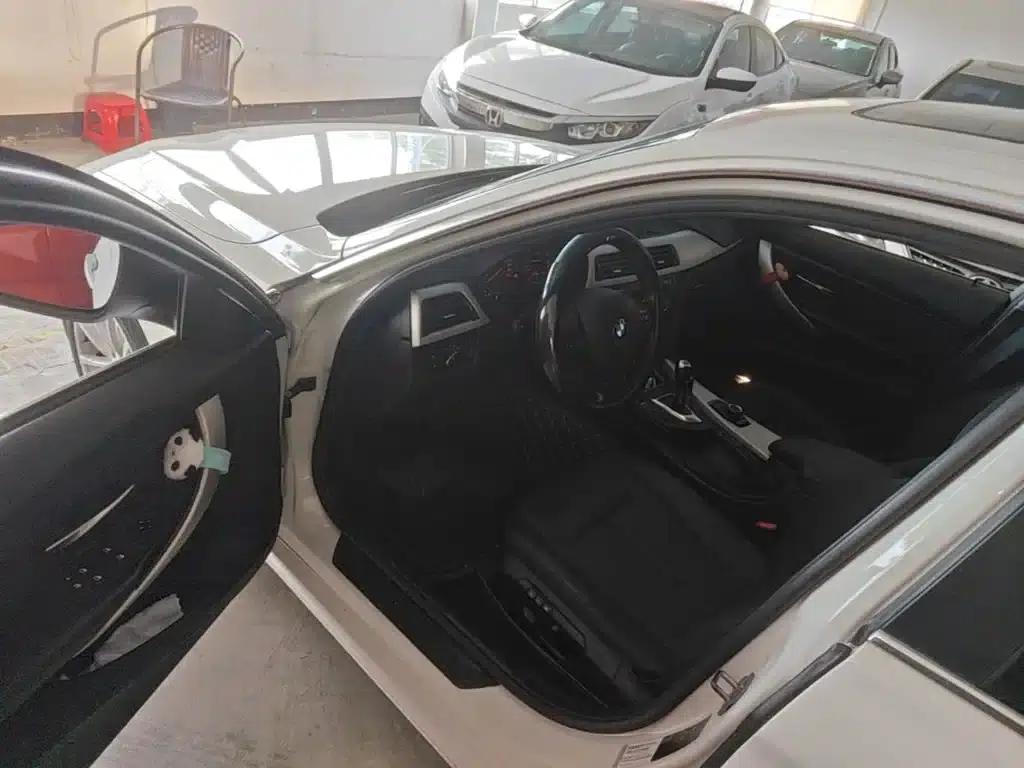 BMW 3 Series 2015 316Li Fashion Edition — миниатюра 16