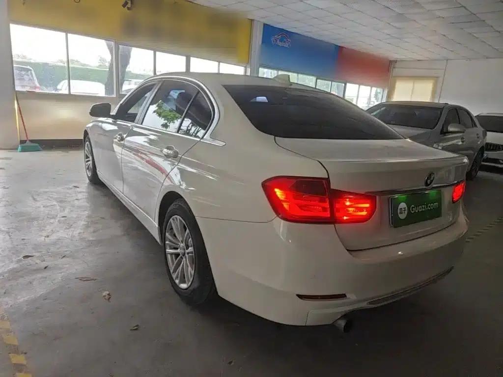 BMW 3 Series 2015 316Li Fashion Edition — миниатюра 5