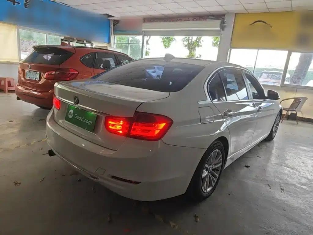 BMW 3 Series 2015 316Li Fashion Edition — миниатюра 7