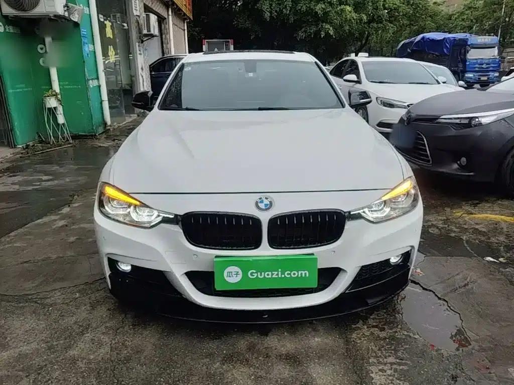 2019 BMW 3 Series 320i M Sport Shadow Edition — миниатюра 3