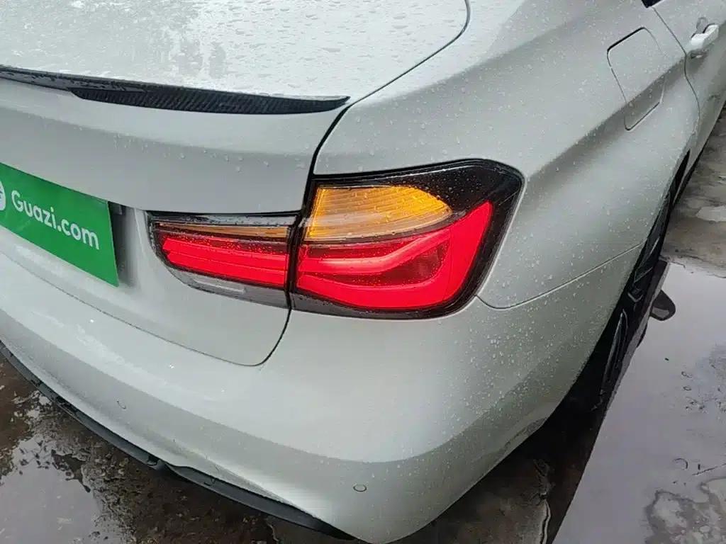 2019 BMW 3 Series 320i M Sport Shadow Edition — миниатюра 8