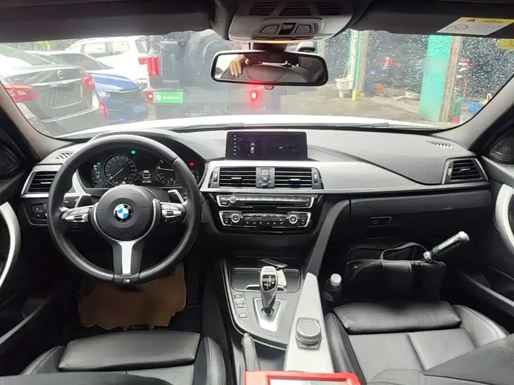 2019 BMW 3 Series 320i M Sport Shadow Edition — миниатюра 10