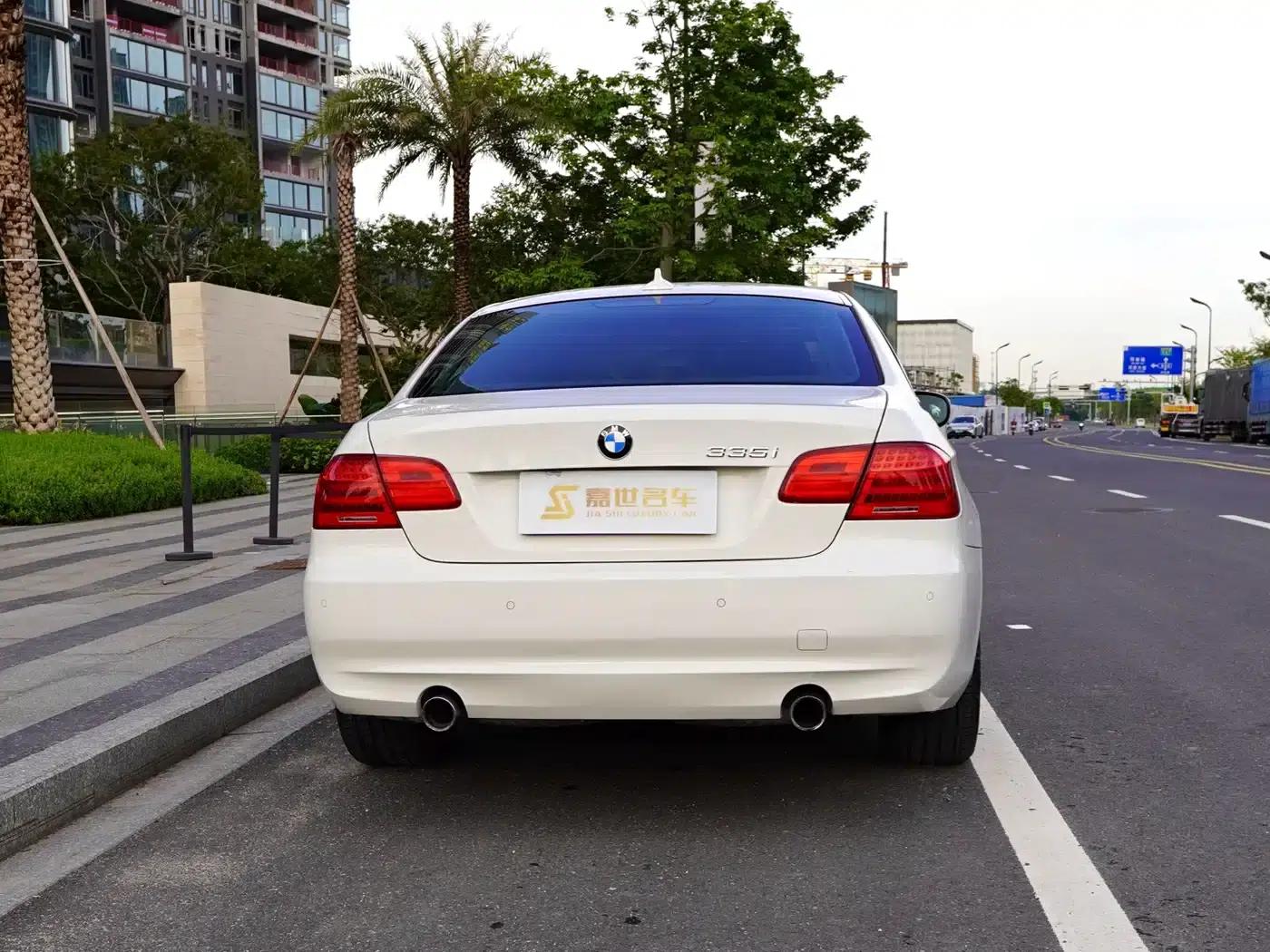 2011 BMW 3 Series 335i Coupe (Imported) — миниатюра 12