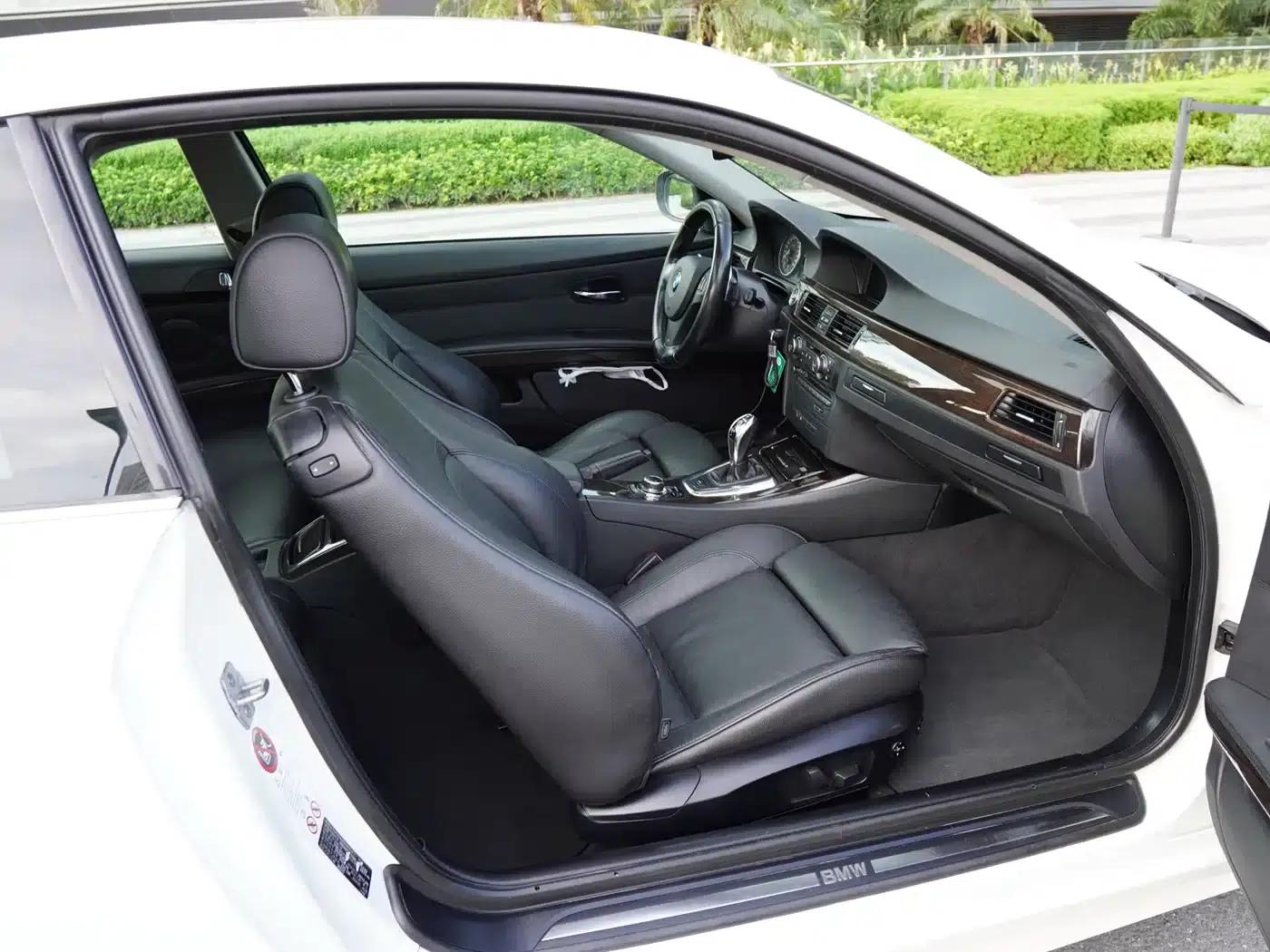 2011 BMW 3 Series 335i Coupe (Imported) — миниатюра 15