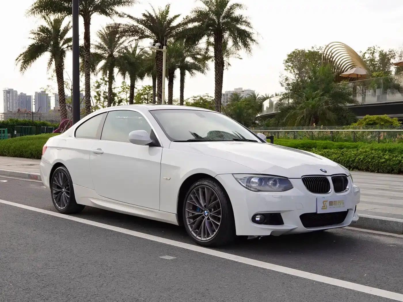 2011 BMW 3 Series 335i Coupe (Imported) — миниатюра 3