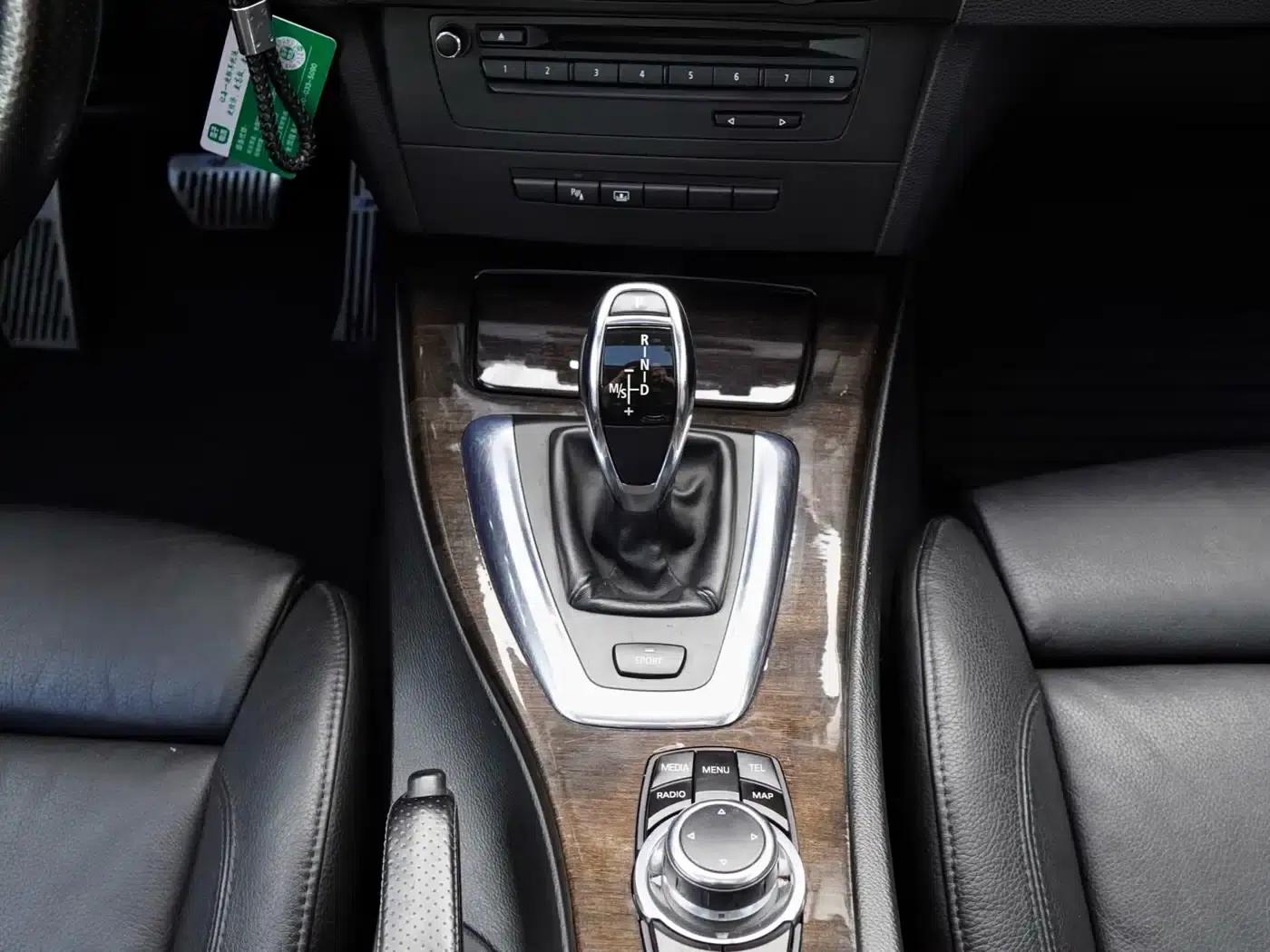 2011 BMW 3 Series 335i Coupe (Imported) — миниатюра 10