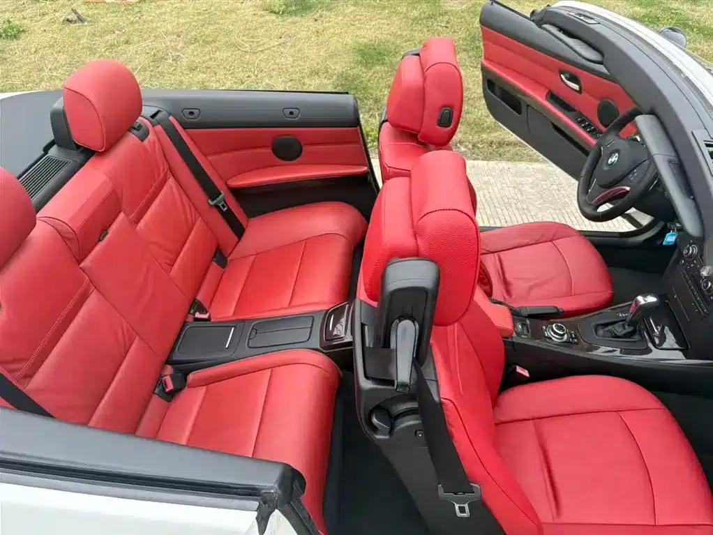 2011 BMW 3 Series Imported 330i Convertible Coupe — миниатюра 8