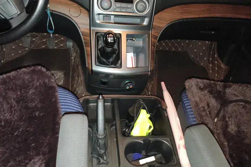 Lingzhi PLUS 2022 Touring Edition 2.0L Manual Comfort 7-Seater — миниатюра 15