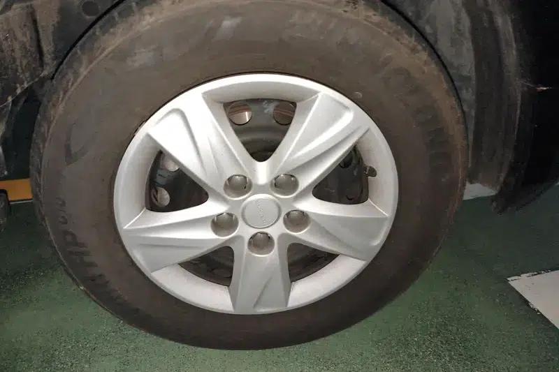 Lingzhi PLUS 2022 Touring Edition 2.0L Manual Comfort 7-Seater — миниатюра 7