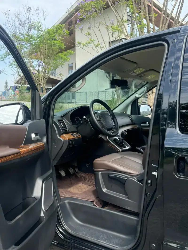 Lingzhi PLUS 2021 2.0L Manual Deluxe 9-Seater — миниатюра 11