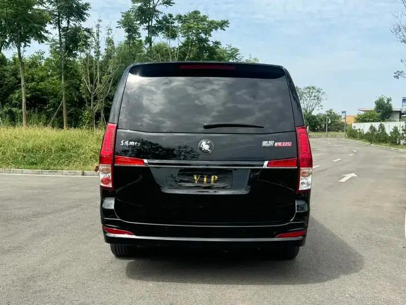 Lingzhi PLUS 2021 2.0L Manual Deluxe 9-Seater — миниатюра 5