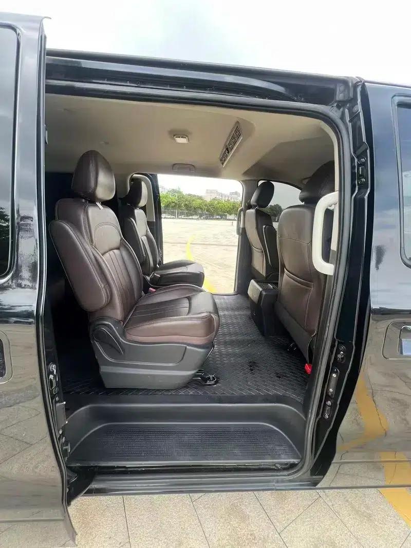 Lingzhi PLUS 2021 Touring Edition 2.0L Manual Deluxe 7-Seater — миниатюра 7