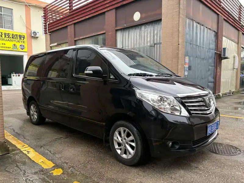 Lingzhi PLUS 2021 2.0L Manual Deluxe 7-Seater — миниатюра 3