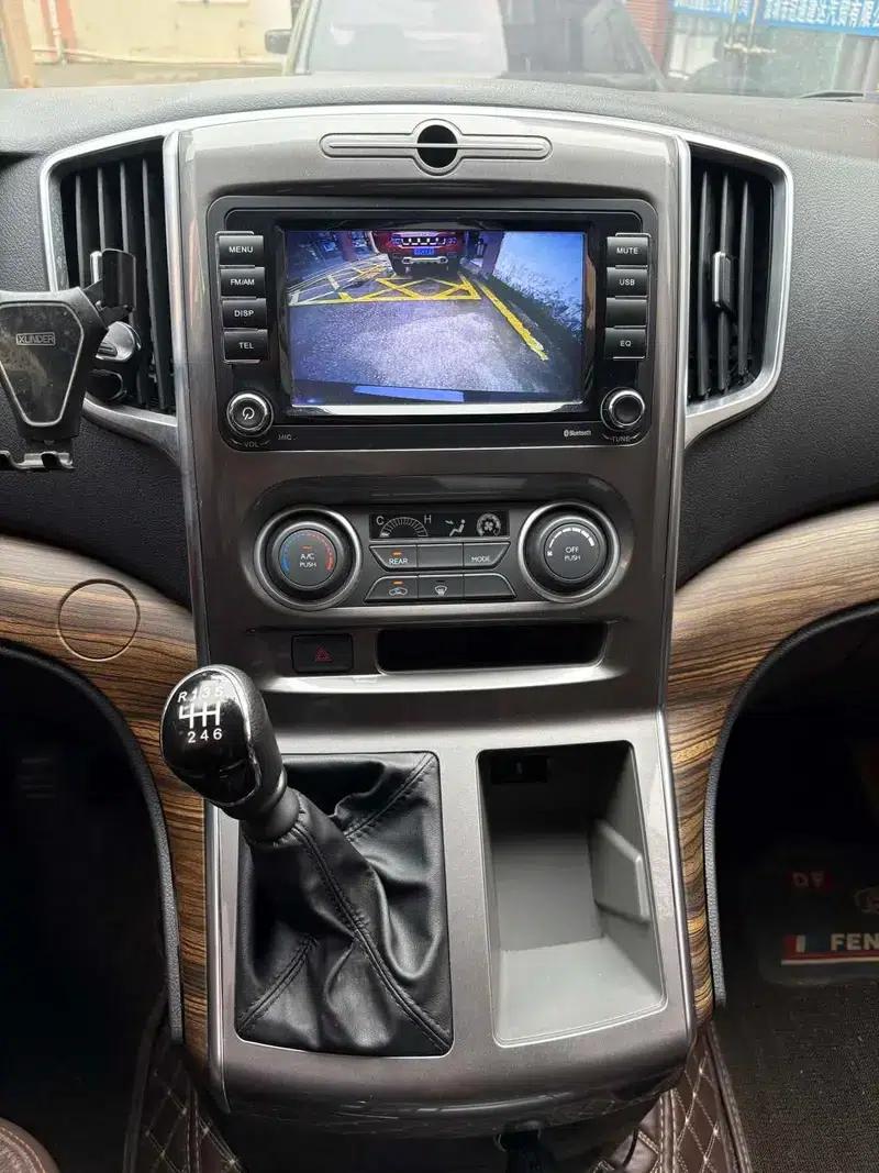 Lingzhi PLUS 2021 2.0L Manual Deluxe 7-Seater — миниатюра 9
