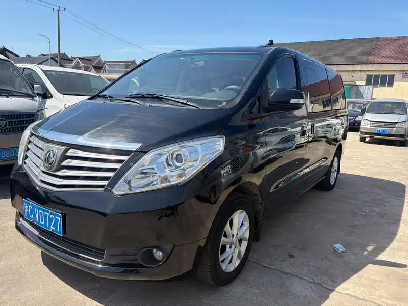 Lingzhi PLUS 2021 2.0L Manual Comfort 7-Seater — миниатюра 1