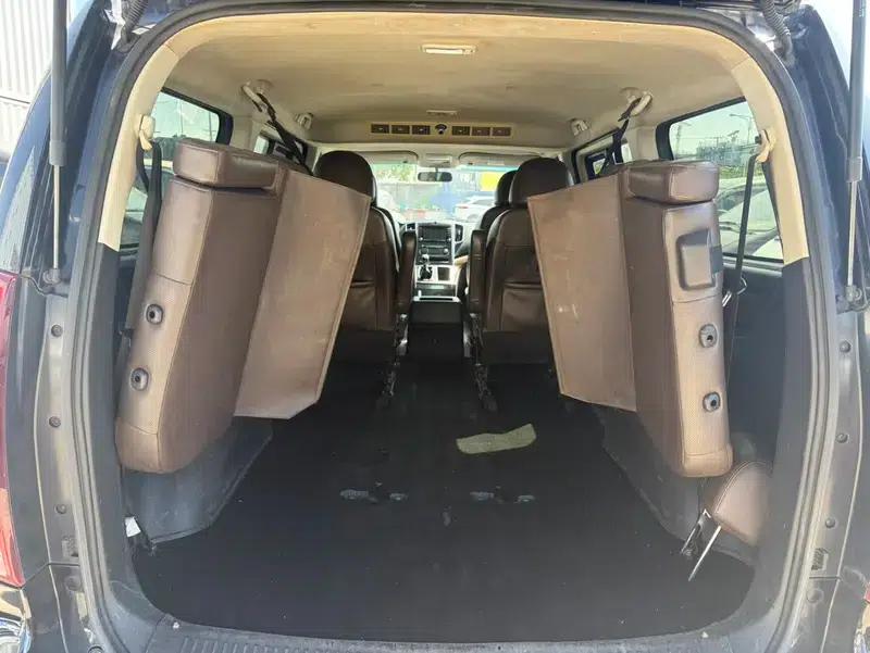 Lingzhi PLUS 2021 2.0L Manual Comfort 7-Seater — миниатюра 11