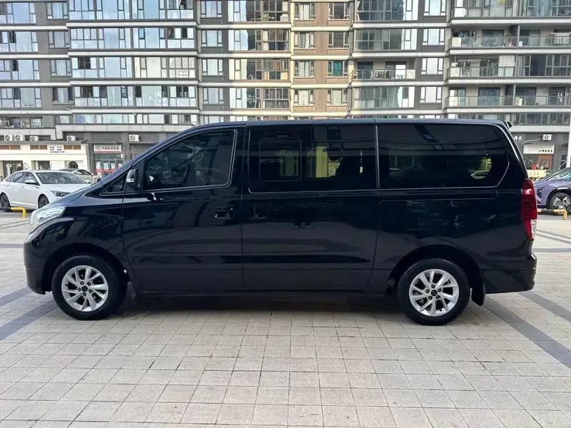 Lingzhi PLUS 2021 Commercial Edition 2.0L Manual Standard 7-Seater — миниатюра 4