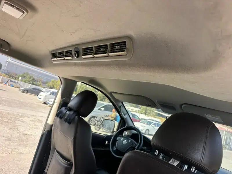 Lingzhi PLUS 2021 2.0L Manual Deluxe 7-Seater — миниатюра 17