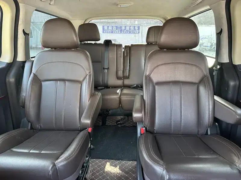Lingzhi PLUS 2021 2.0L Manual Deluxe 7-Seater — миниатюра 19
