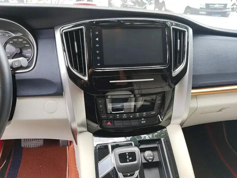 Fengxing M7 2022 Leading Edition 2.0T Automatic Marquis Version — миниатюра 12