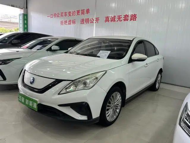 Fengxing S50 EV 2021 Luxury Edition