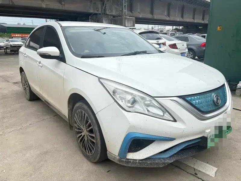 Fengxing S50 EV 2020 Operational Model — миниатюра 3