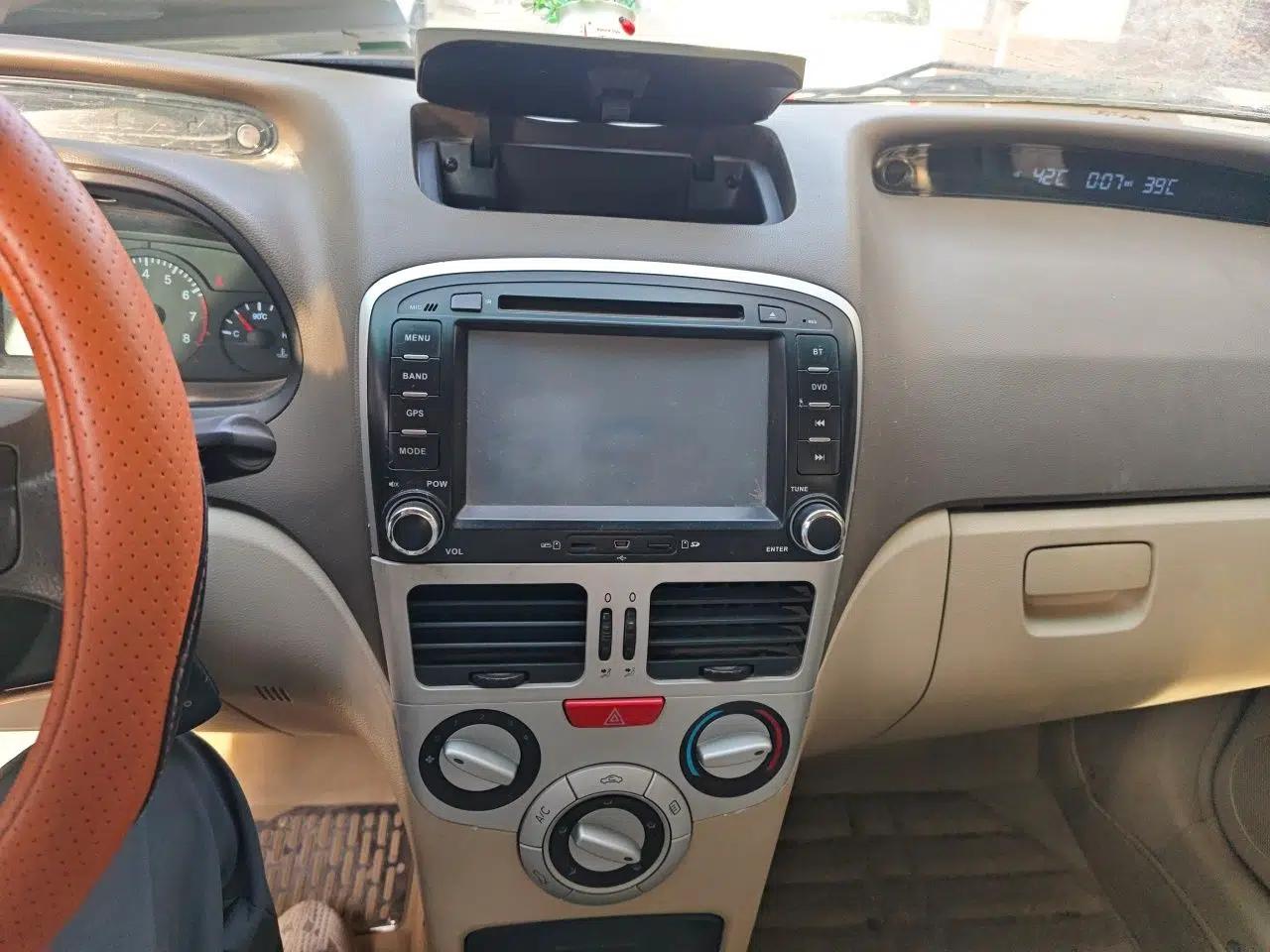 Chery Fengyun 2 2010 Hatchback 1.5L Ambition Model — миниатюра 13