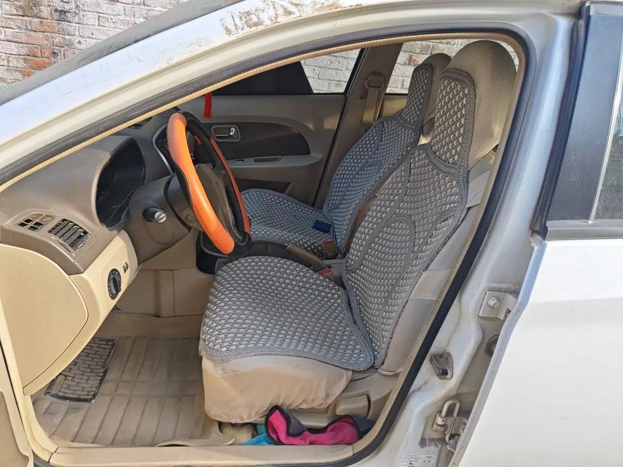 Chery Fengyun 2 2010 Hatchback 1.5L Ambition Model — миниатюра 15