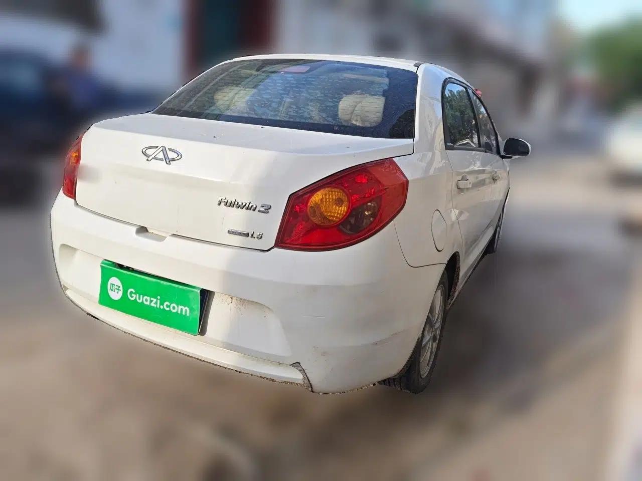 Chery Fengyun 2 2010 Hatchback 1.5L Ambition Model — миниатюра 6