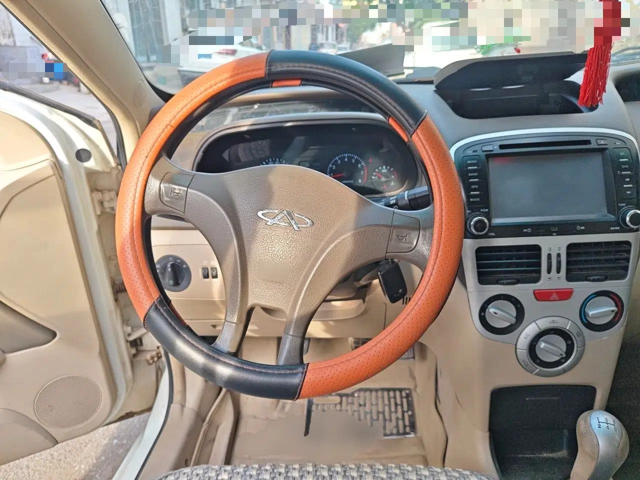 Chery Fengyun 2 2010 Hatchback 1.5L Ambition Model — миниатюра 10