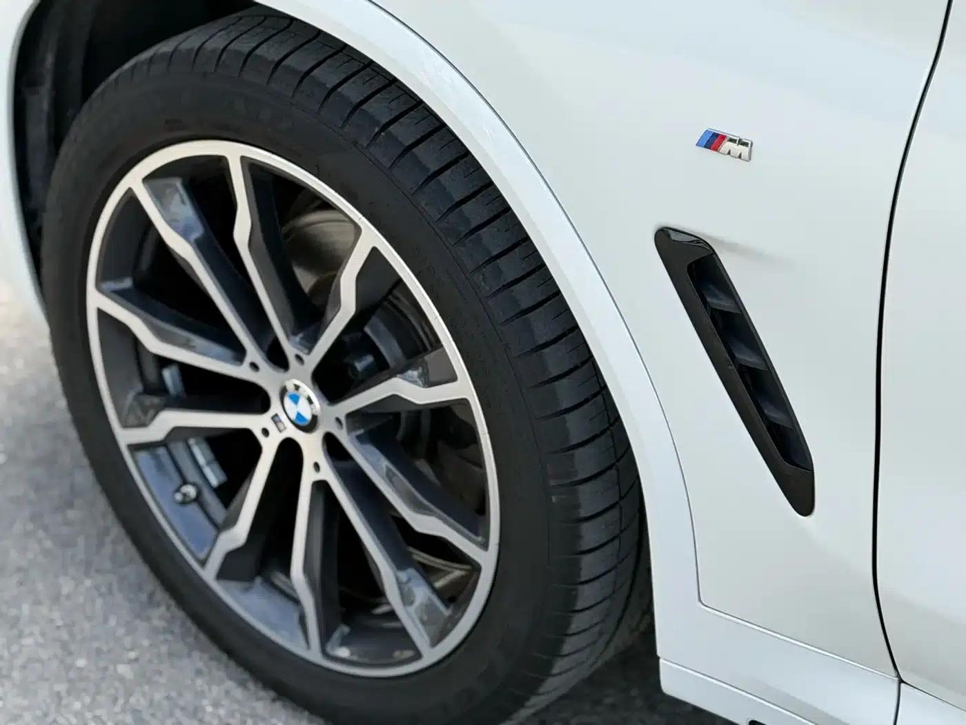 BMW X3 2022 xDrive30i Leading Edition M Sport Package — миниатюра 7
