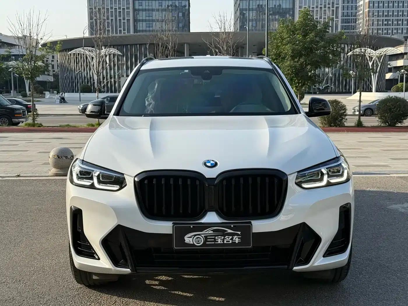 BMW X3 2022 xDrive30i Leading Edition M Sport Package — миниатюра 3