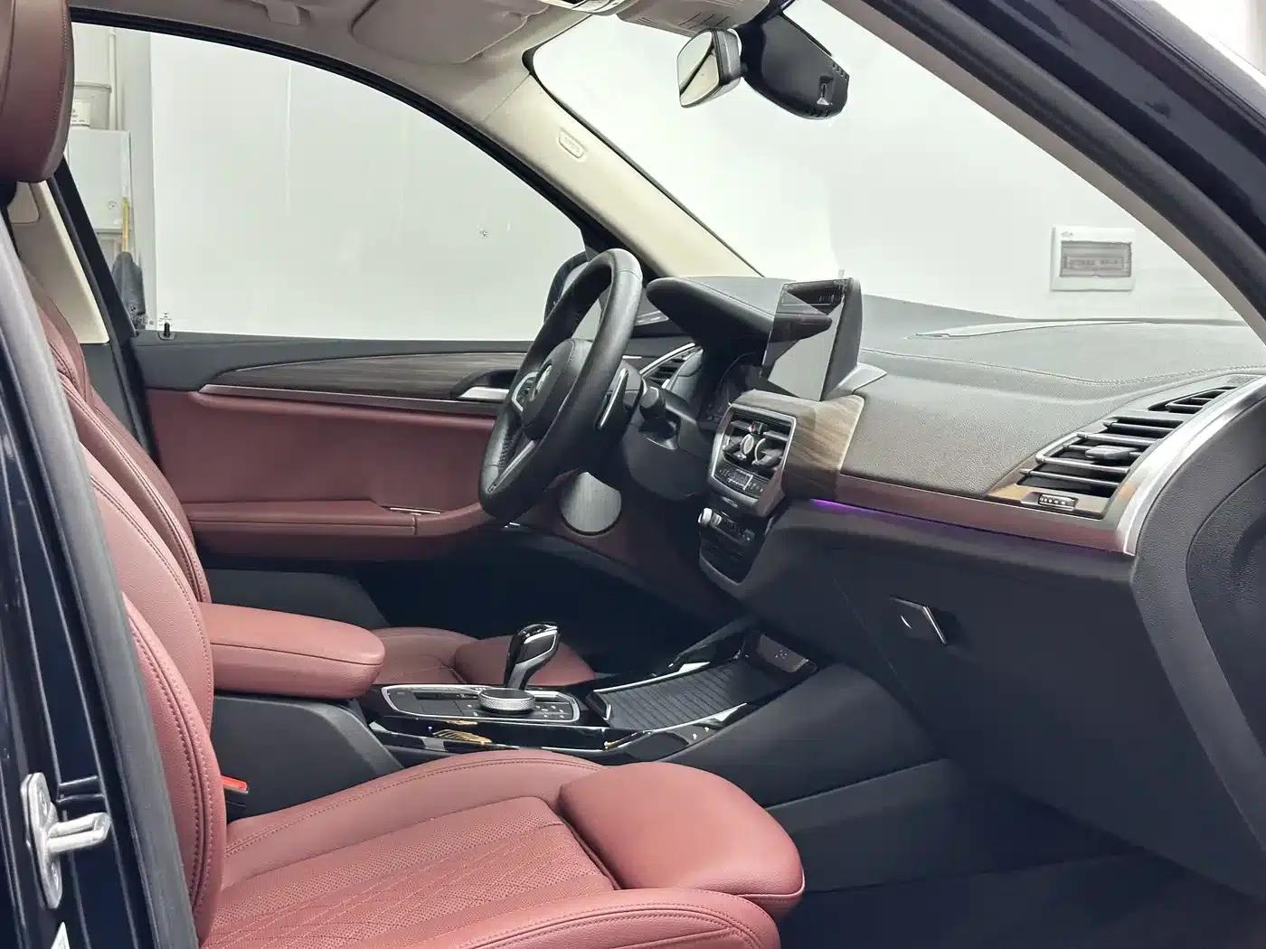 BMW X3 2022 xDrive30i Leading Edition M Sport Package — миниатюра 16