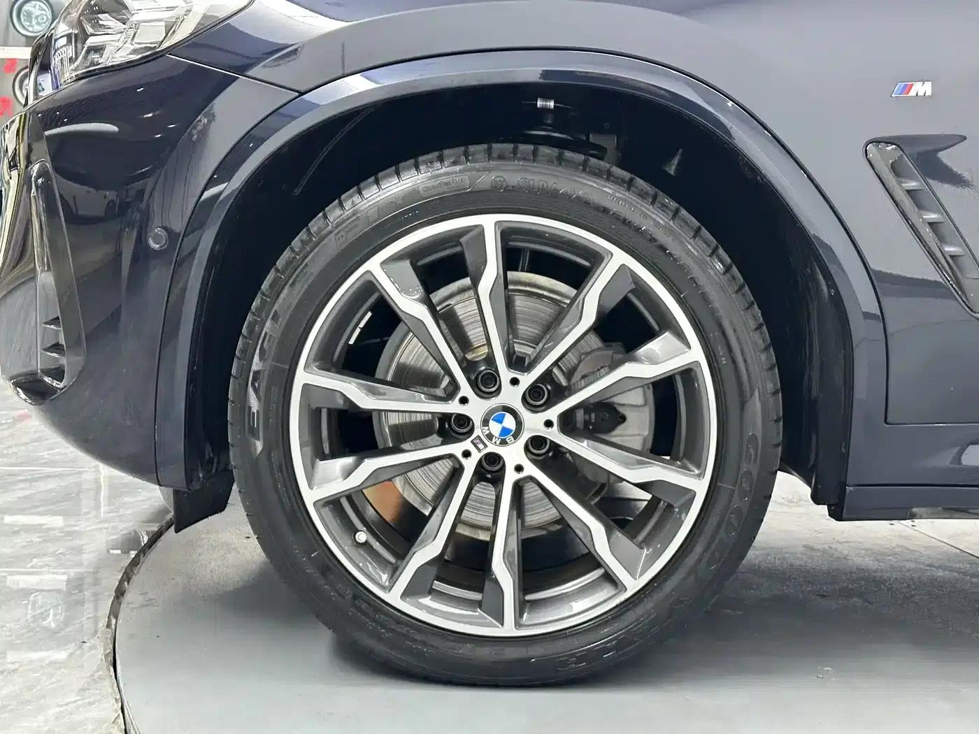 BMW X3 2022 xDrive30i Leading Edition M Sport Package — миниатюра 24