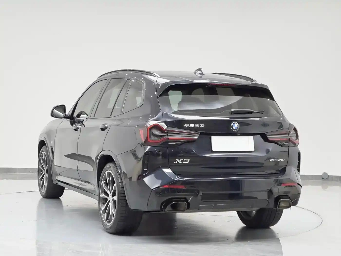 BMW X3 2022 xDrive30i Leading Edition M Sport Package — миниатюра 6