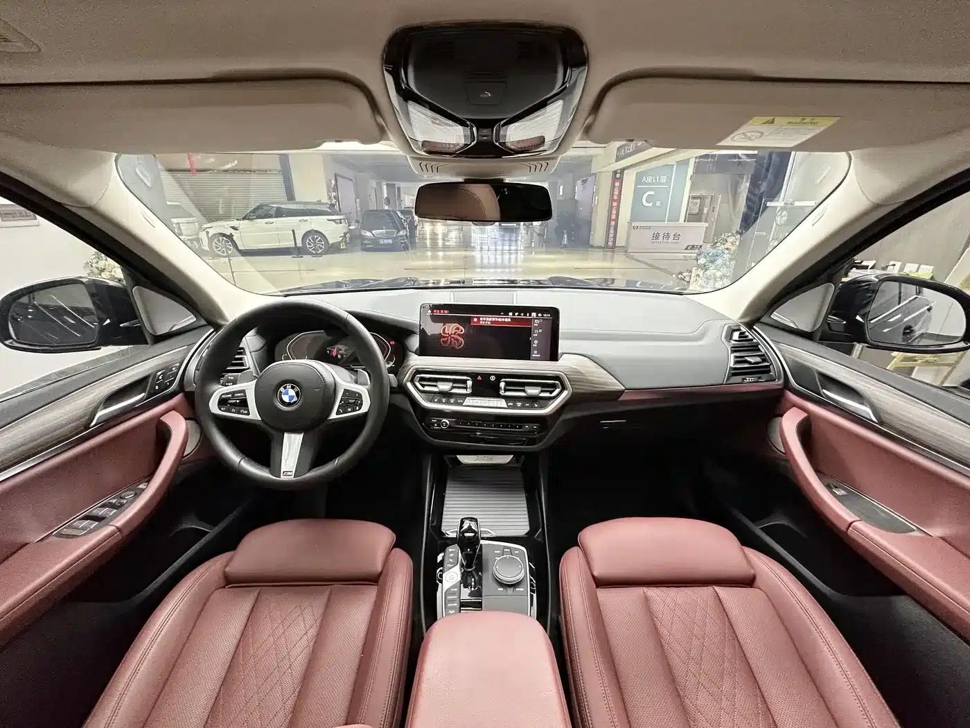 BMW X3 2022 xDrive30i Leading Edition M Sport Package — миниатюра 9