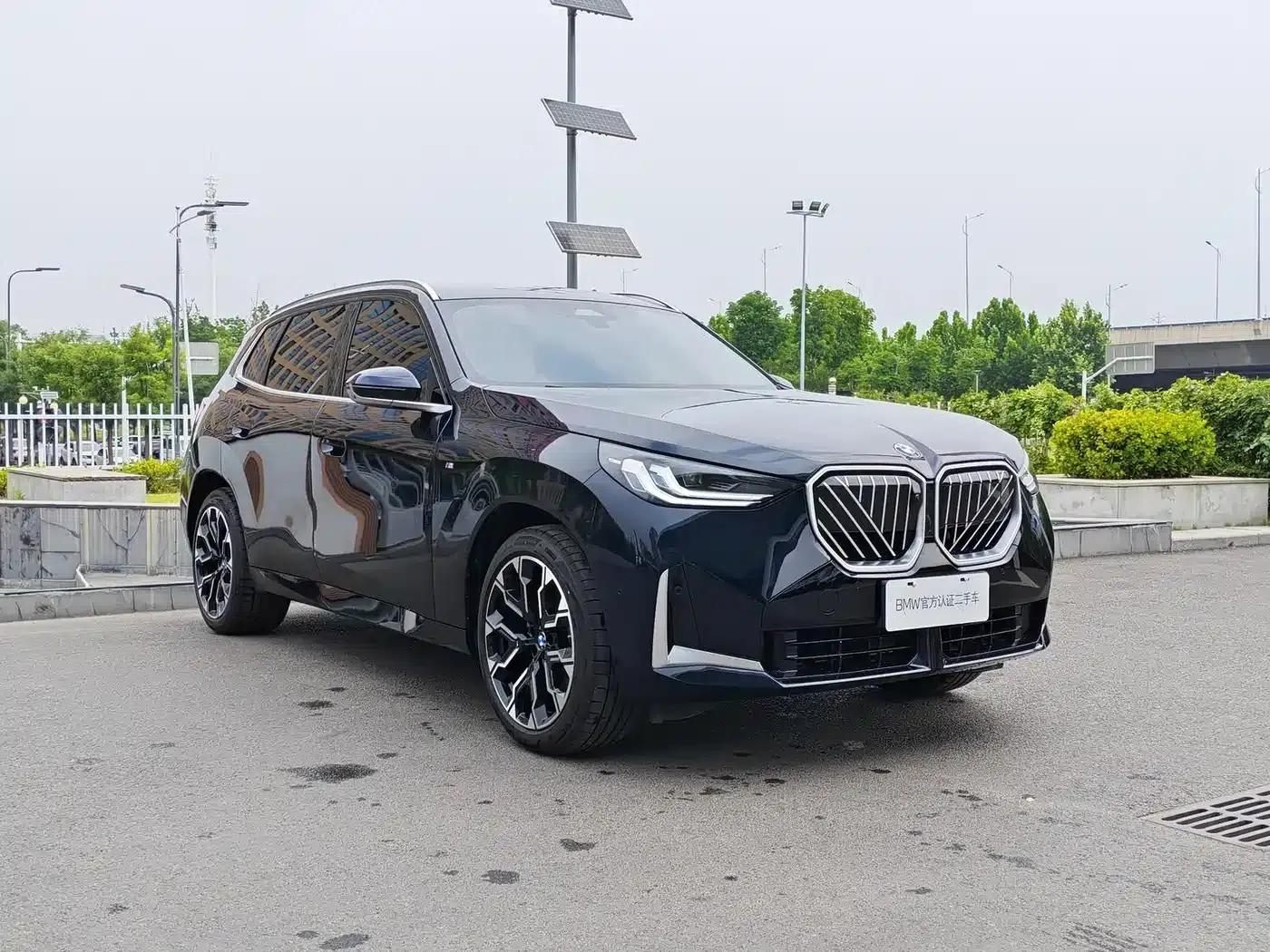 BMW X3 2025 xDrive30L Leading Edition M Sport Package — миниатюра 3