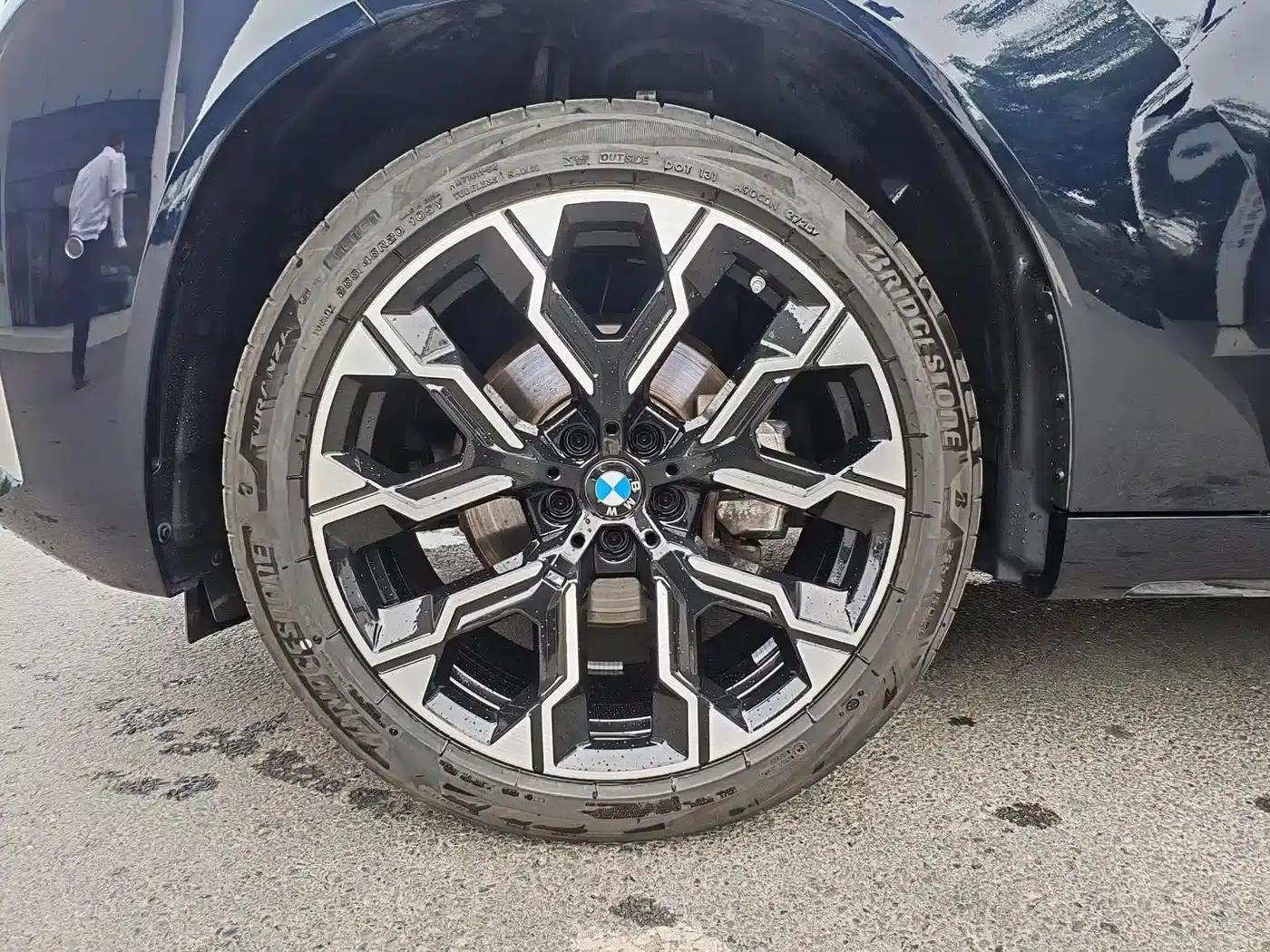 BMW X3 2025 xDrive30L Leading Edition M Sport Package — миниатюра 9