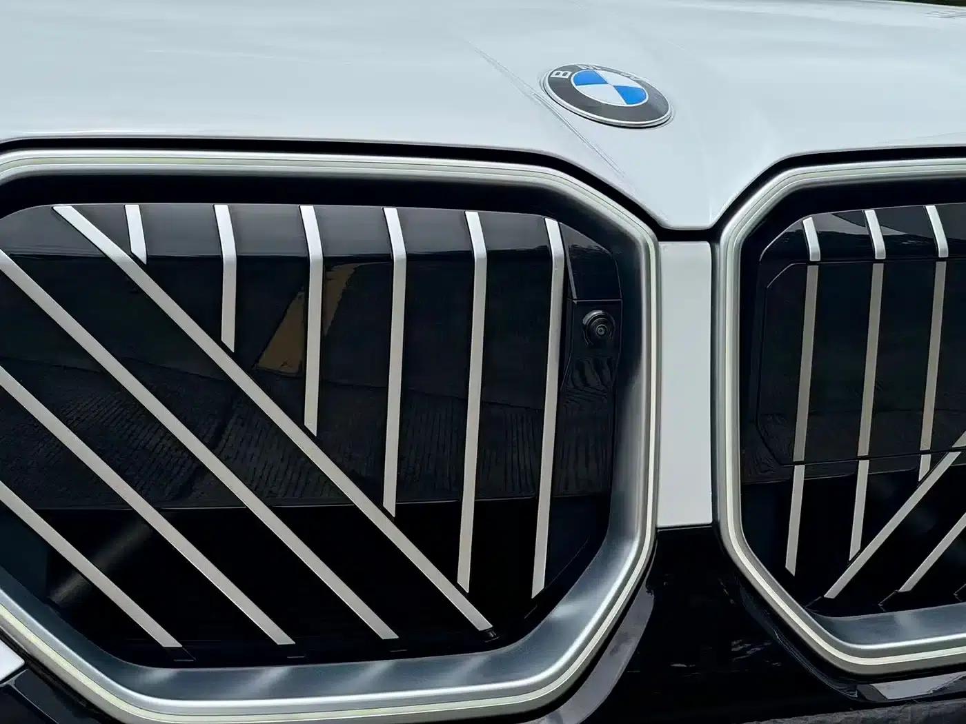 BMW X3 2025 xDrive30L Leading Edition M Sport Package — миниатюра 17