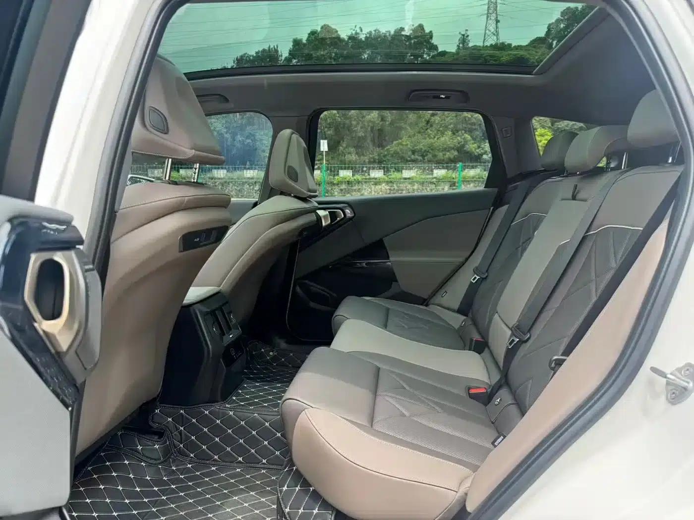 BMW X3 2025 xDrive30L Leading Edition M Sport Package — миниатюра 9
