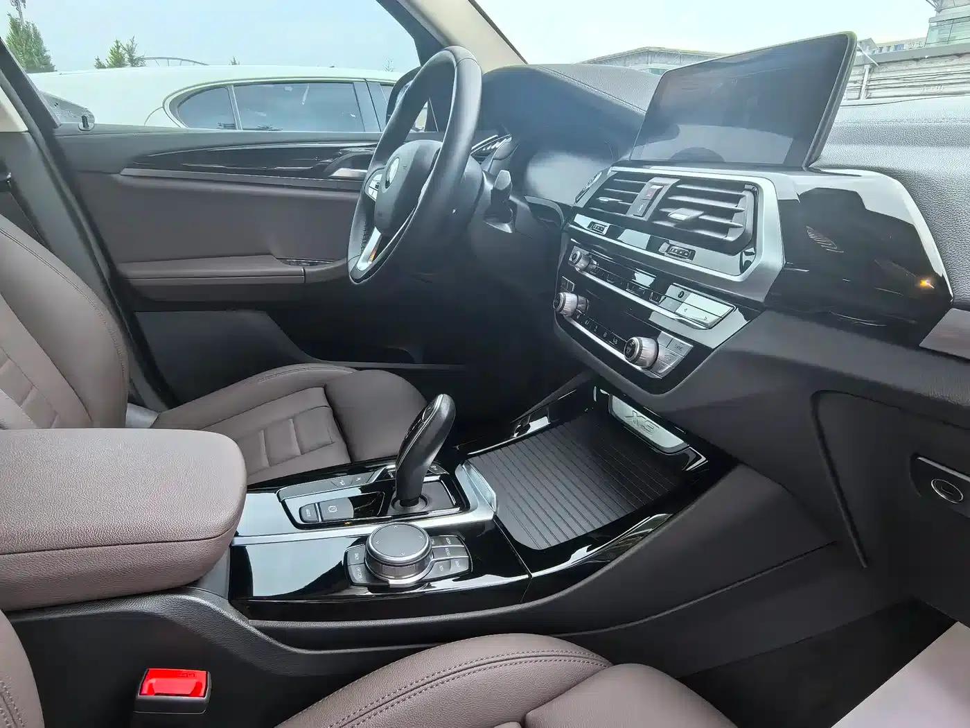 BMW X3 2021 xDrive25i Luxury Package — миниатюра 12