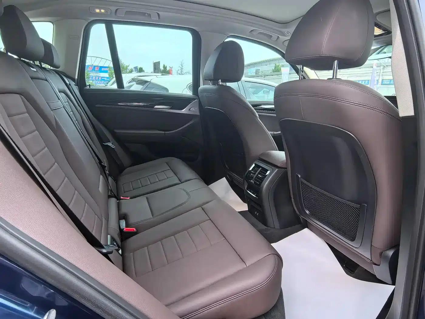 BMW X3 2021 xDrive25i Luxury Package — миниатюра 13