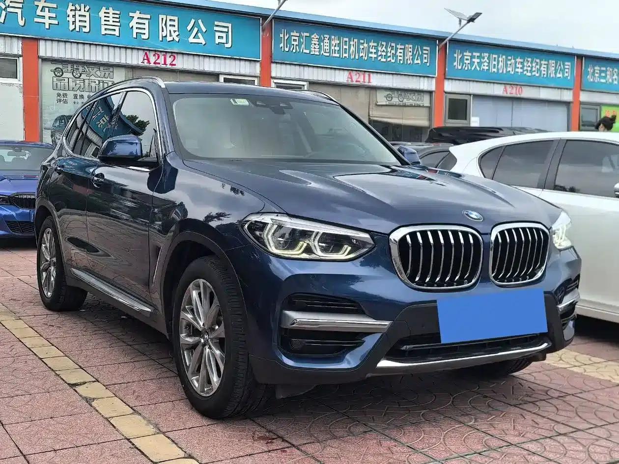 BMW X3 2021 xDrive25i Luxury Package — миниатюра 3