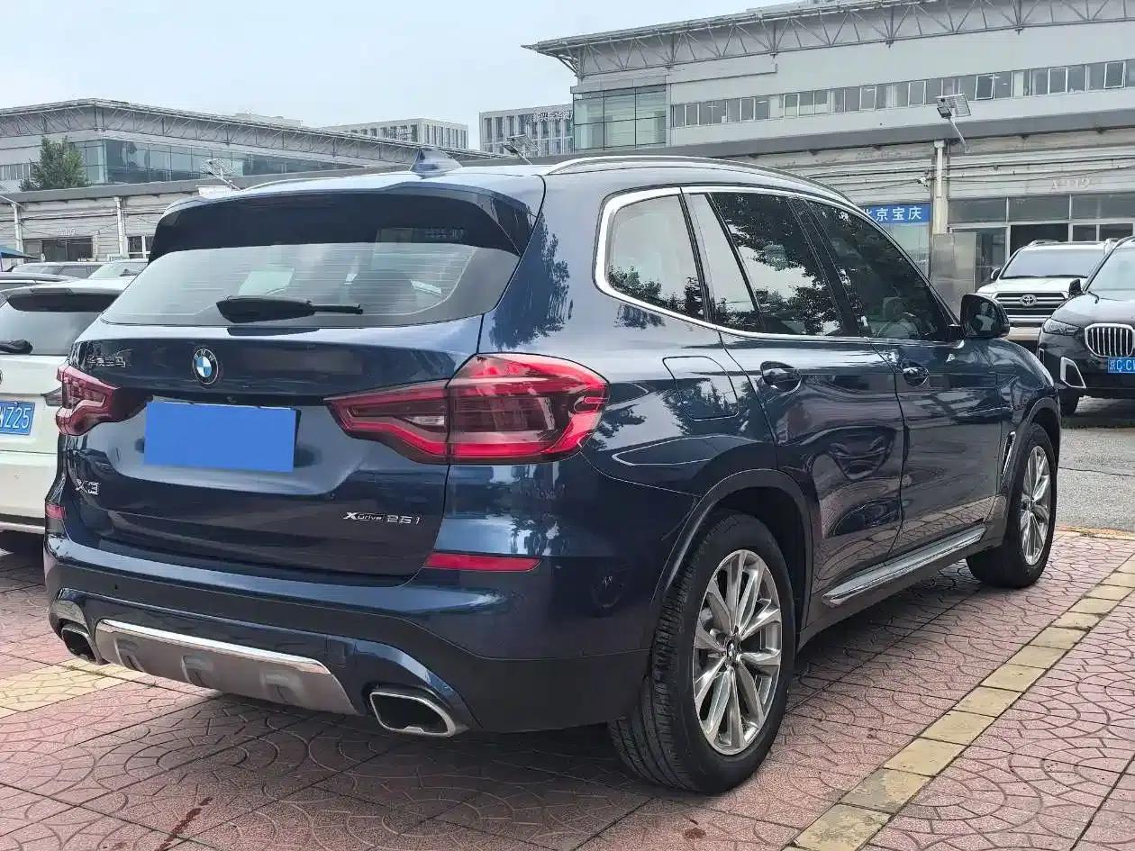 BMW X3 2021 xDrive25i Luxury Package — миниатюра 4