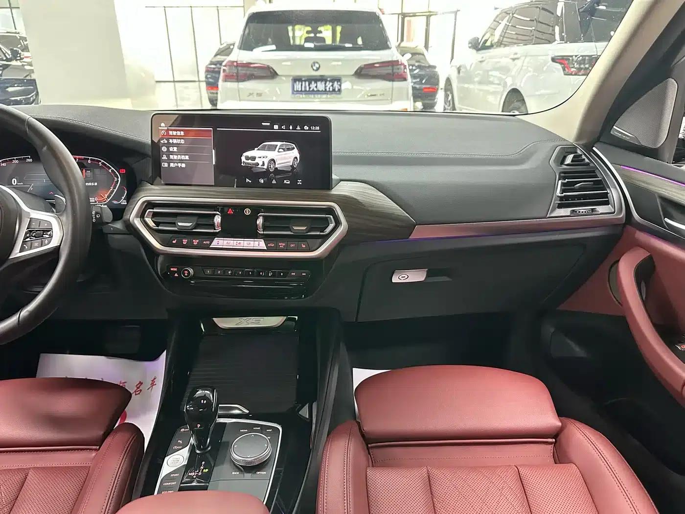 BMW X3 2023 Facelift xDrive30i Leading Edition M Sport Package — миниатюра 14