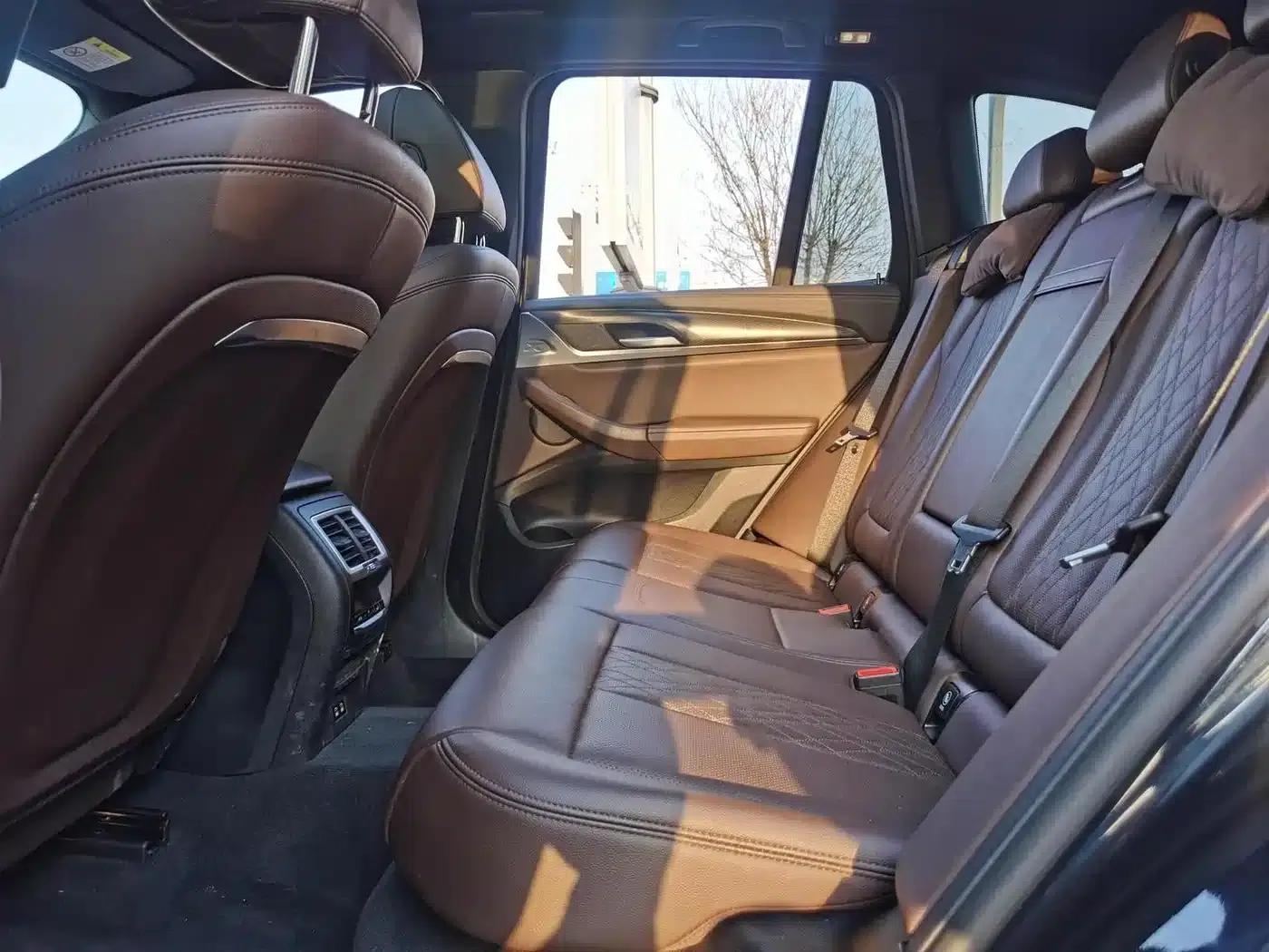 BMW X3 2022 xDrive30i Luxury M Sport Package — миниатюра 11