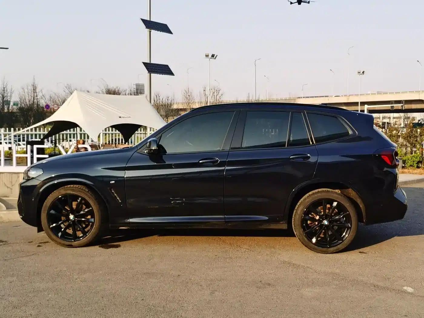 BMW X3 2022 xDrive30i Luxury M Sport Package — миниатюра 8