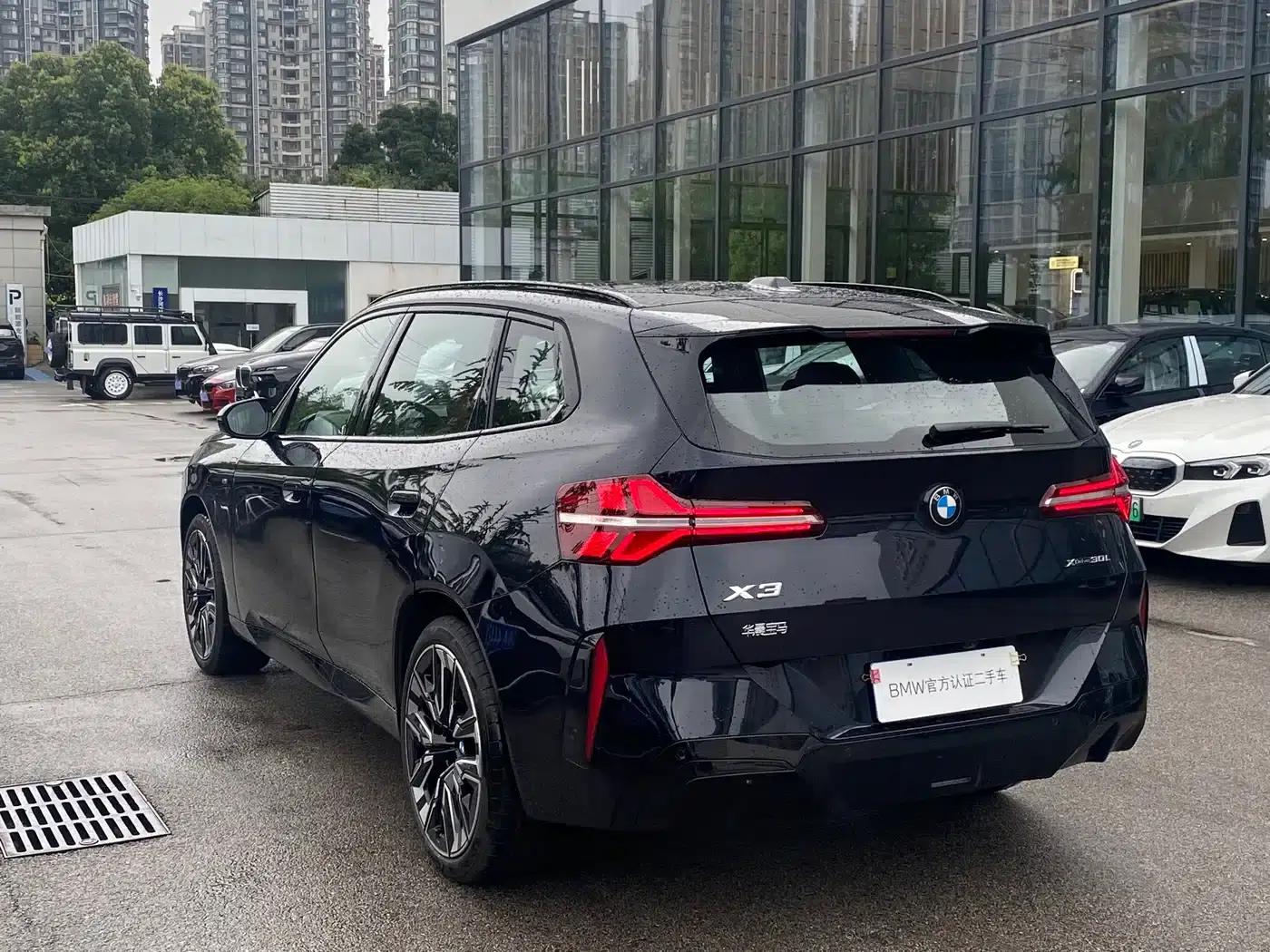 BMW X3 2026 xDrive30L Luxury M Sport Shadow Edition — миниатюра 4