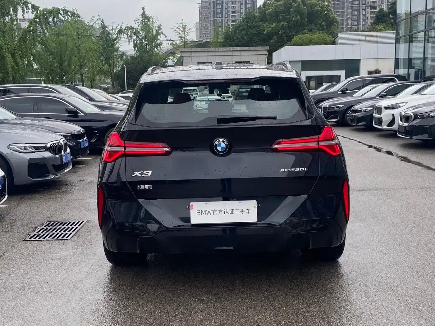 BMW X3 2026 xDrive30L Luxury M Sport Shadow Edition — миниатюра 5